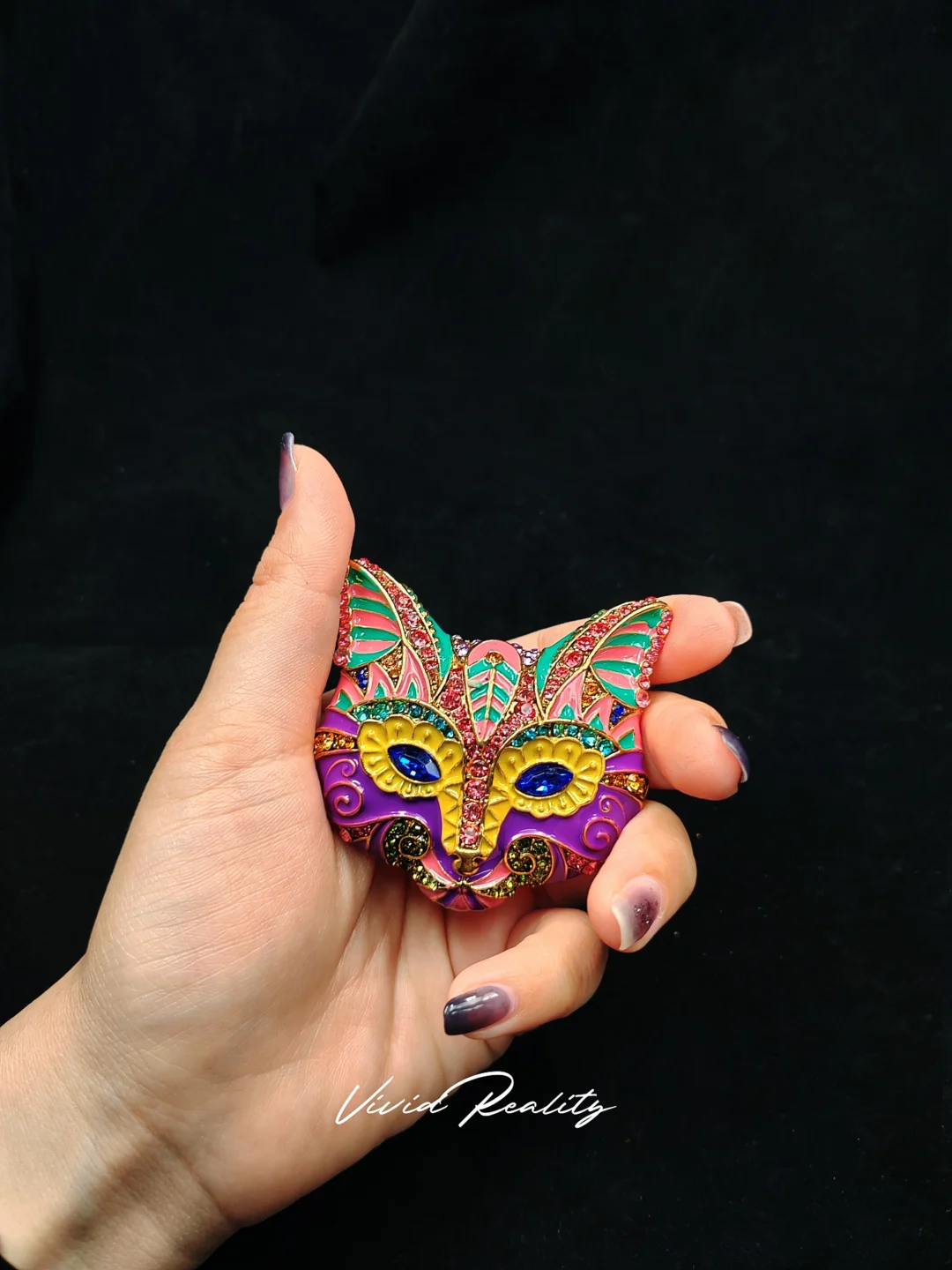 Heidi-Style Pink-Purple Cat Face Brooch - Image 2