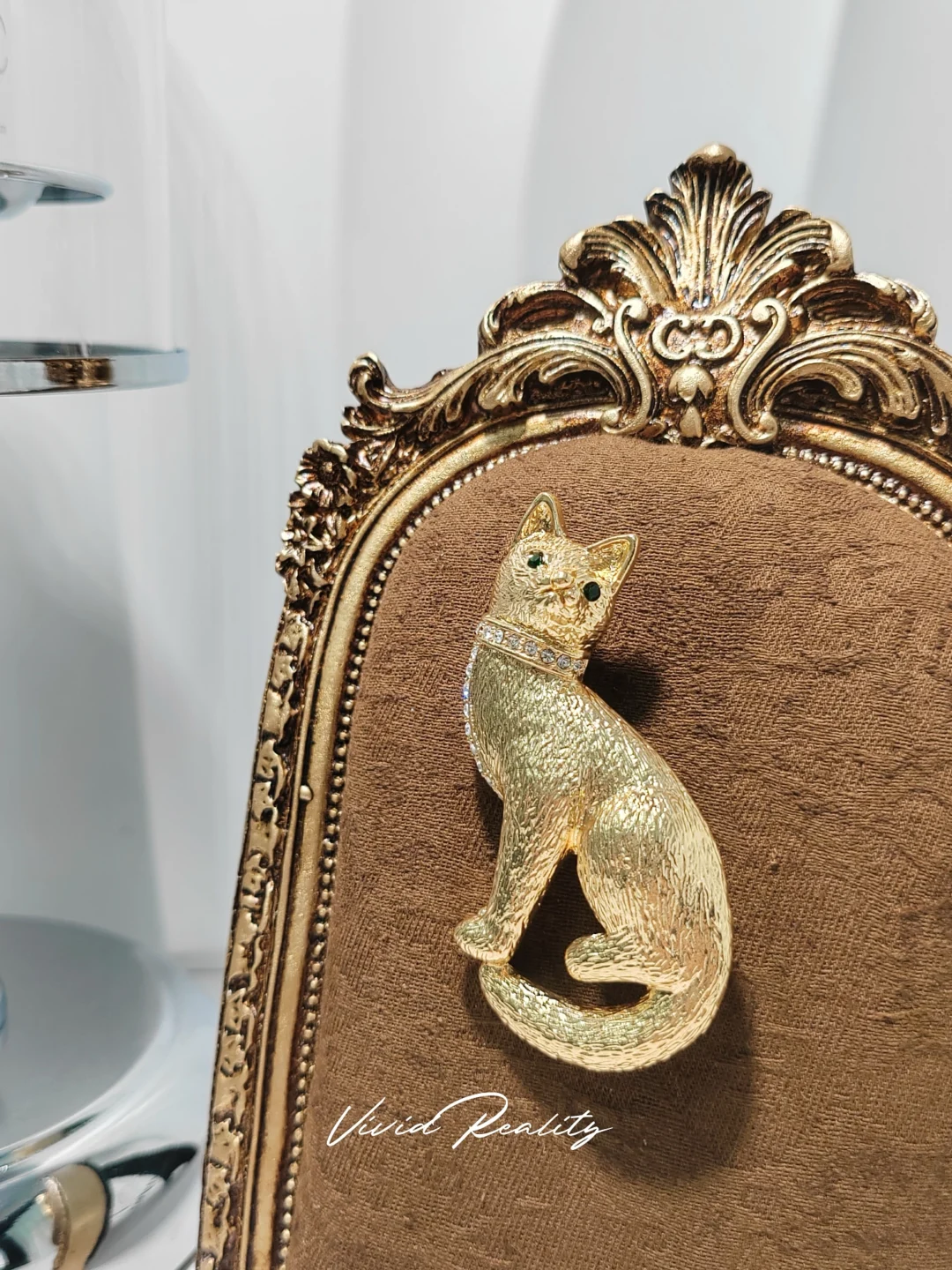 Gold Cat Limited Edition Brooch - Image 5
