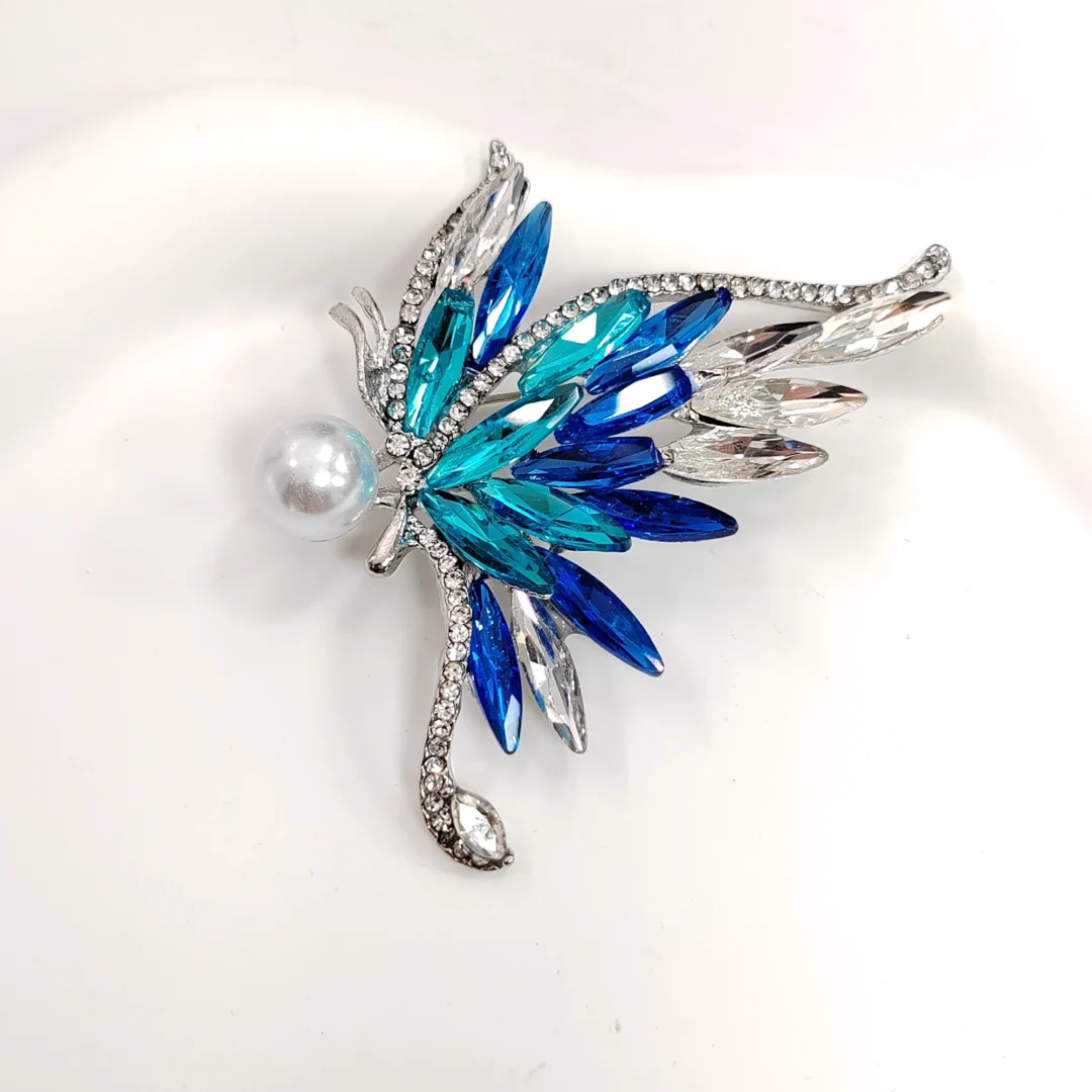 Gradient Blue Pearl Butterfly Brooch - Image 3