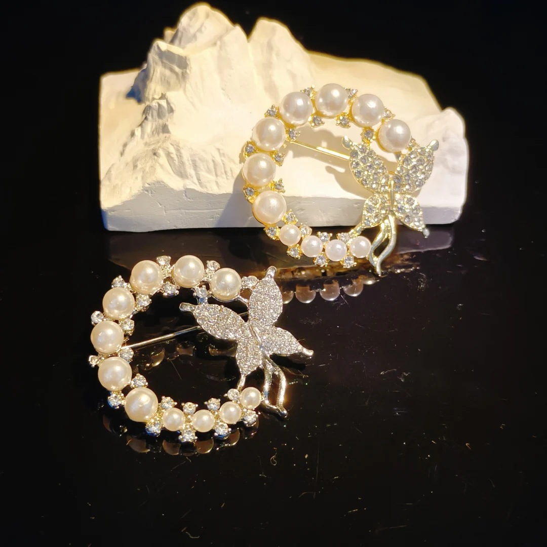 Silver Pearl Butterfly Brooch - Image 4