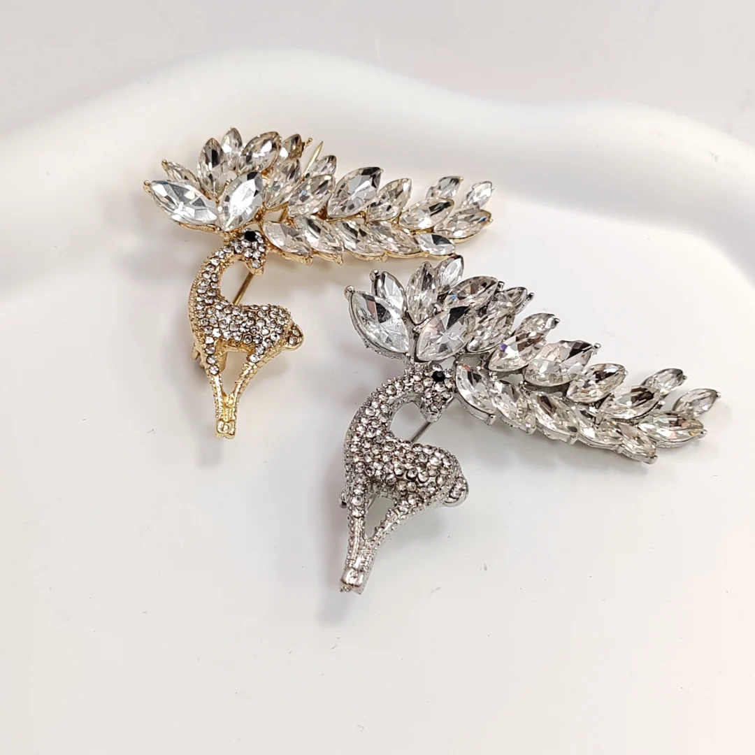 Silver Nordic Reindeer Brooch - Image 4