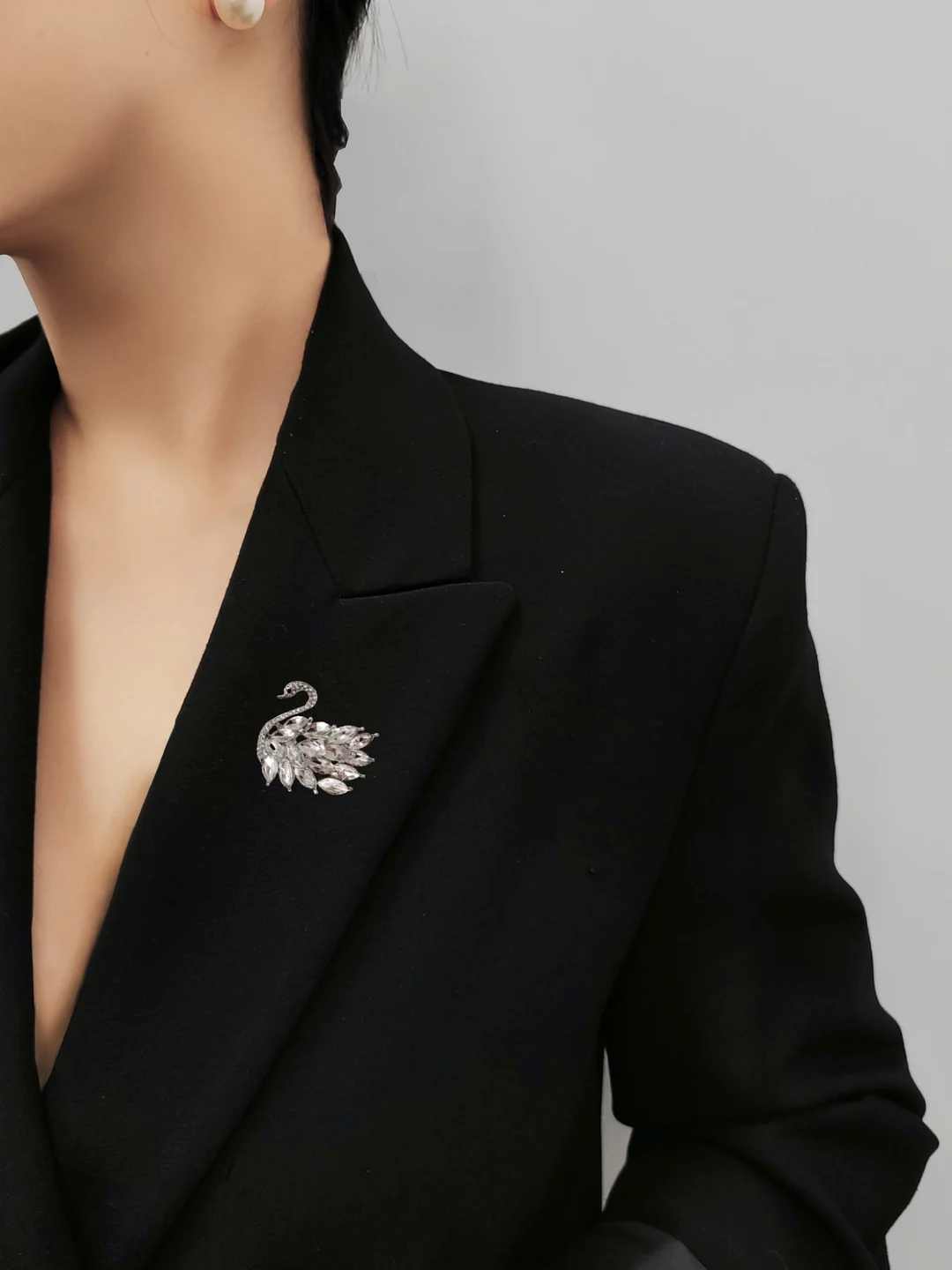 Ballet Swan Brooch - Image 2