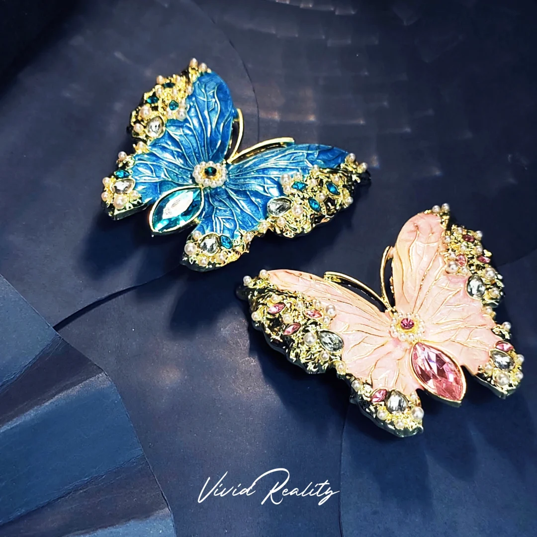 Blue Vintage Enamel Butterfly Brooch - Image 4
