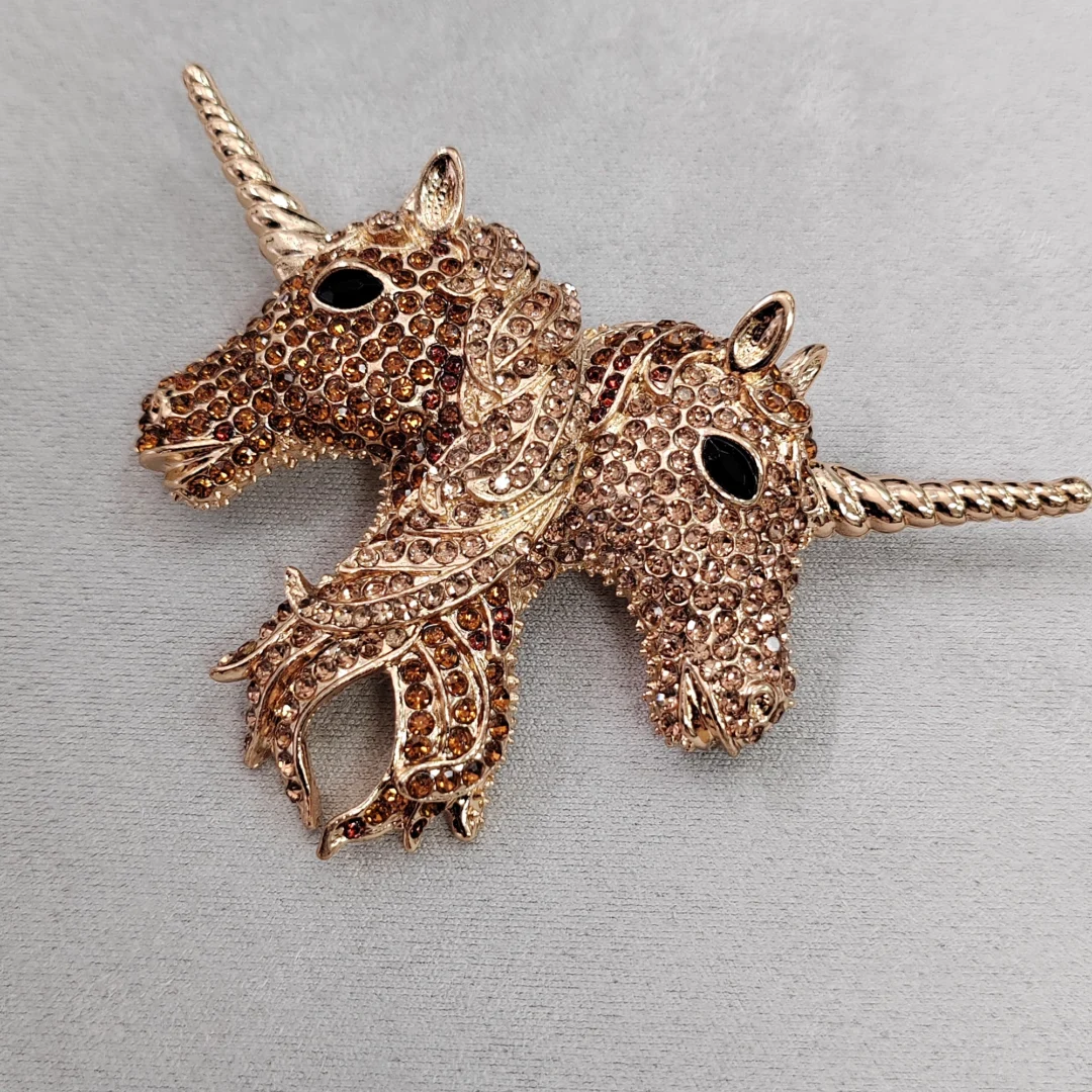 Vintage Two-Headed Unicorn Brooch - Image 7