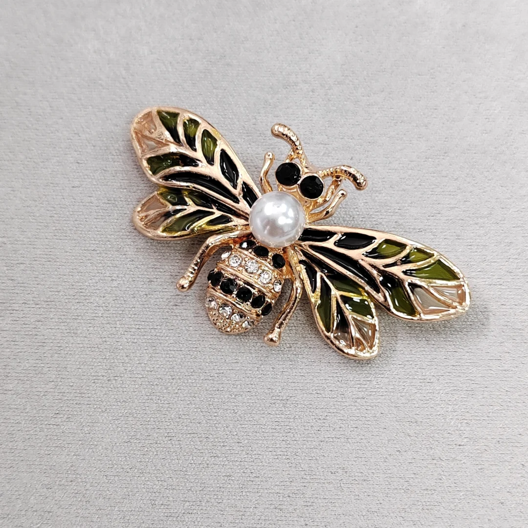 Vintage Black Bee Brooch - Image 7
