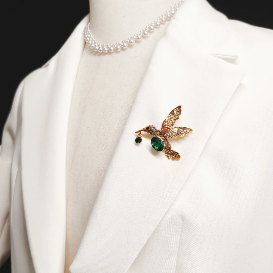 Vintage Hummingbird Brooch - Image 2