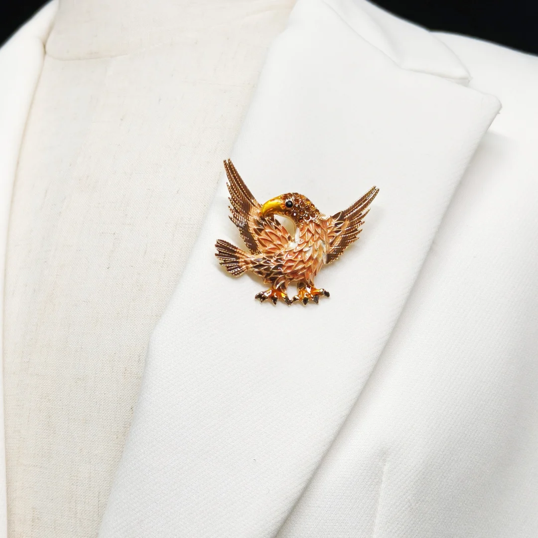 Yellow Eagle Brooch (Vintage Design) - Image 2