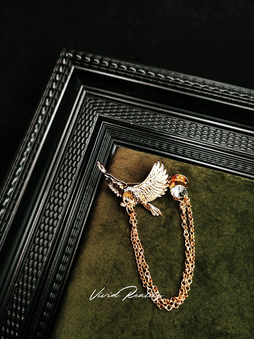 Gold Chain Eagle Brooch - Image 3