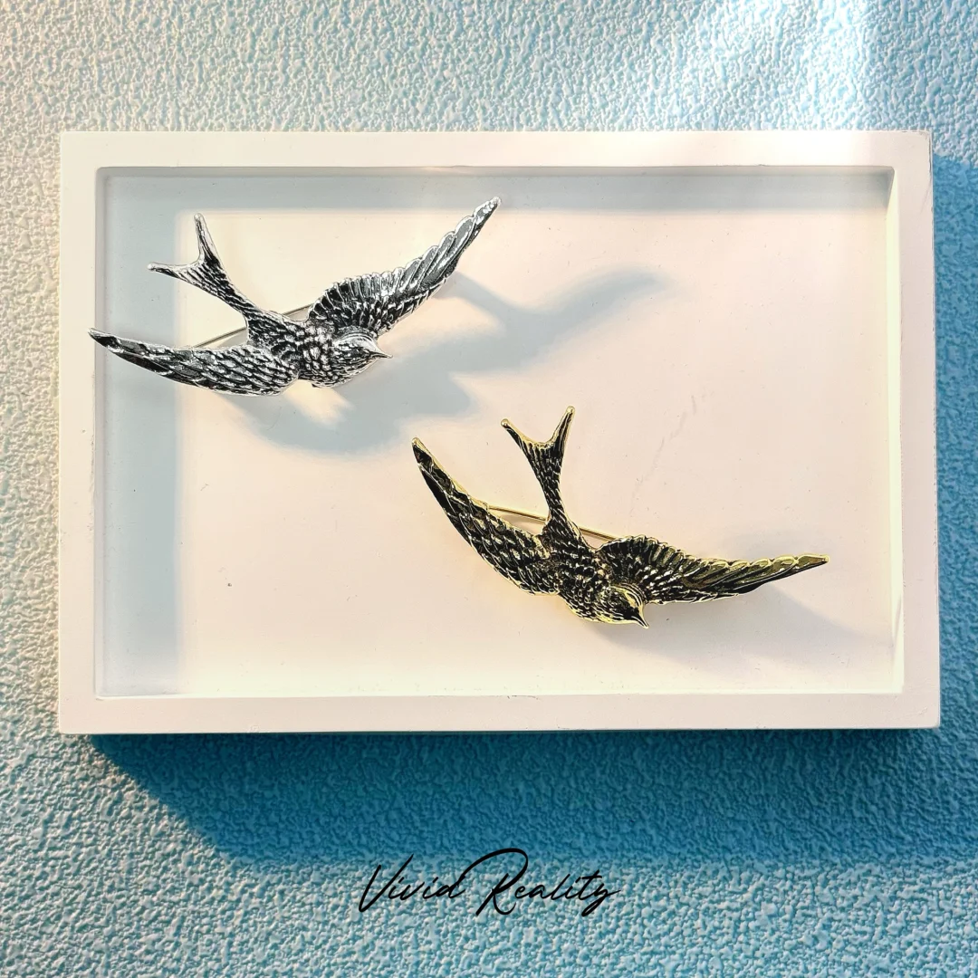Swift Brooch (Vintage Design) - Image 4