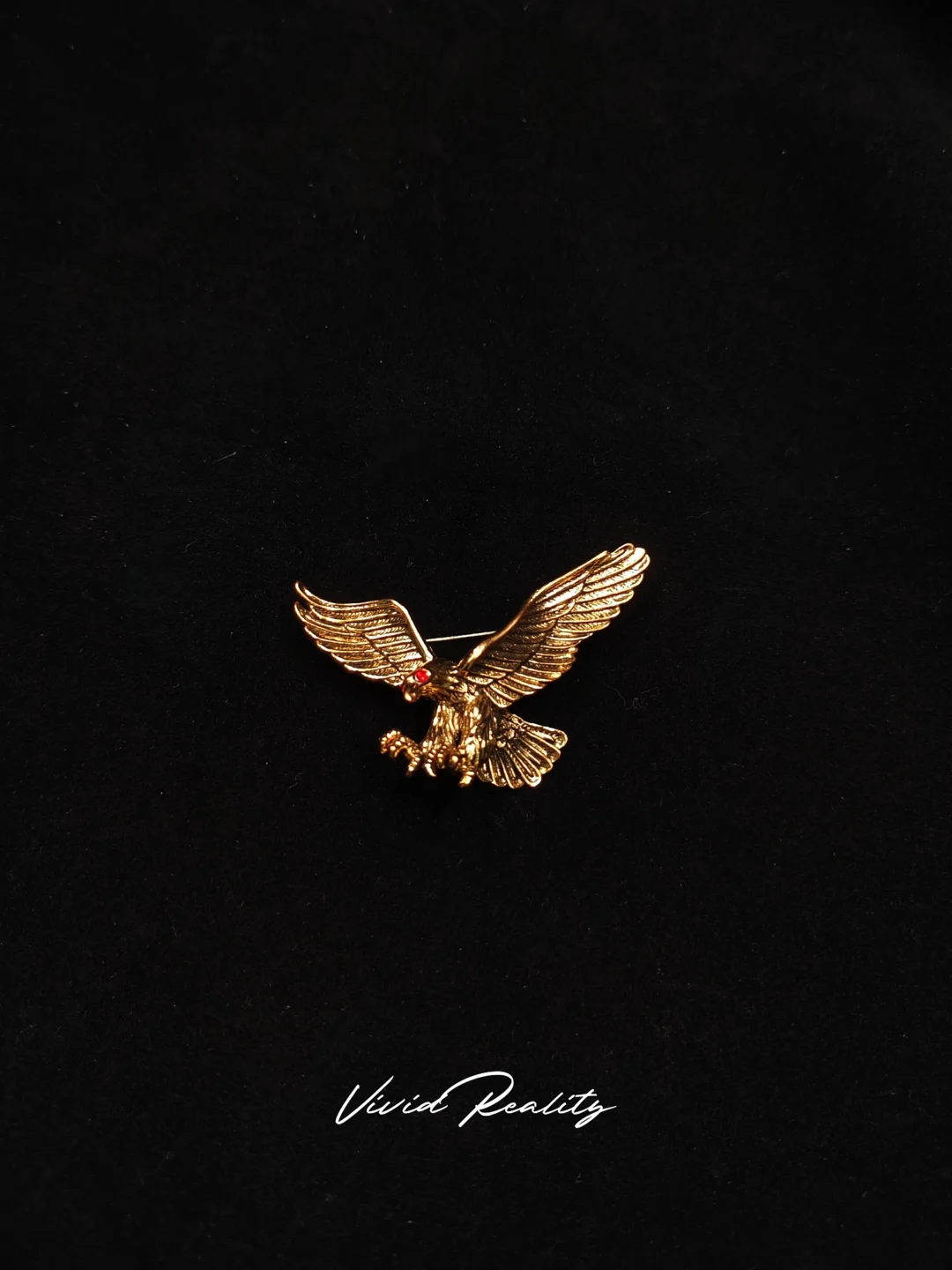 Vintage Gold Eagle Brooch - Image 3