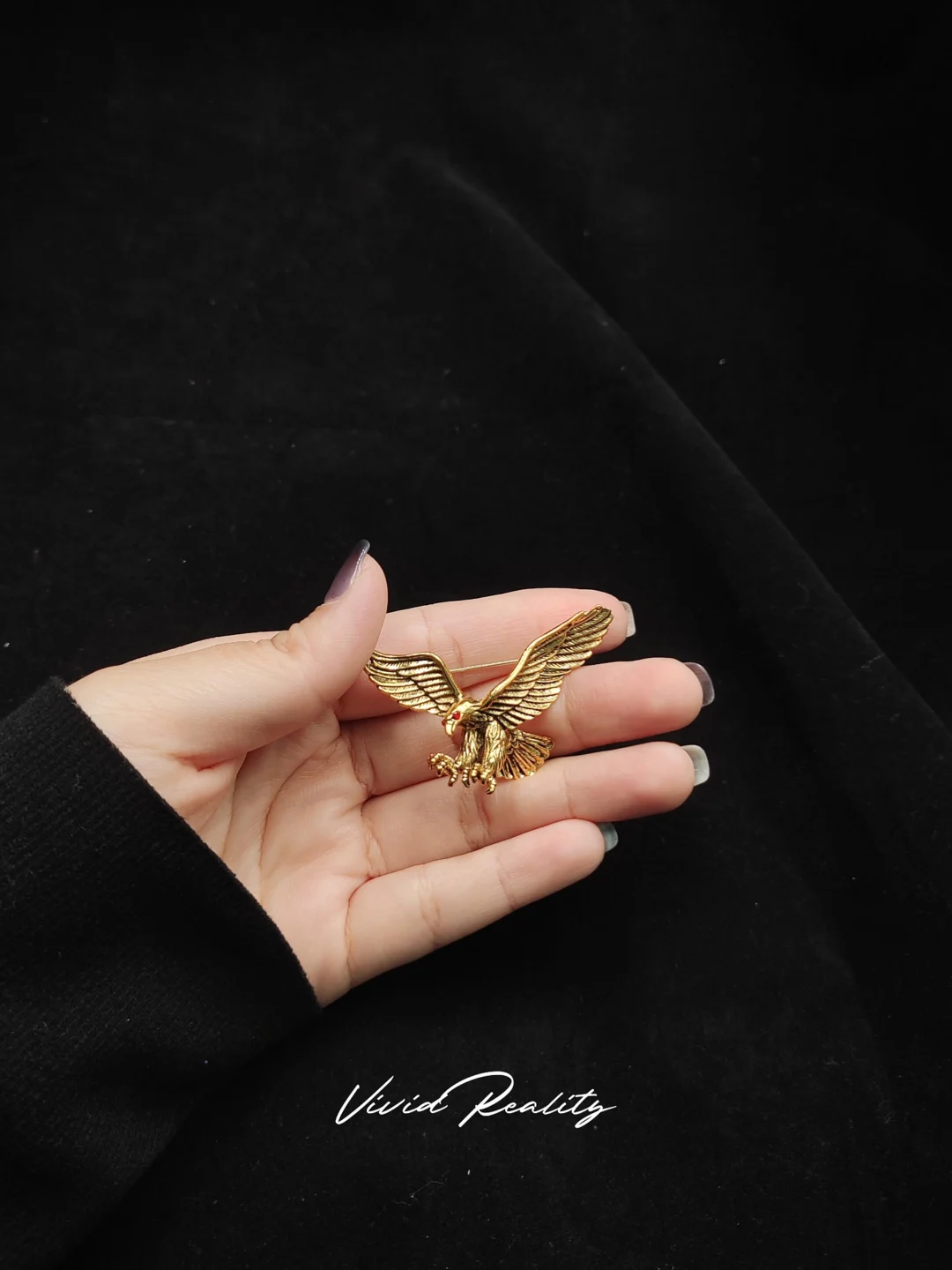 Vintage Gold Eagle Brooch - Image 4