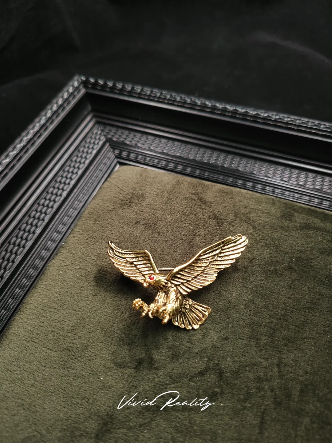 Vintage Gold Eagle Brooch - Image 5