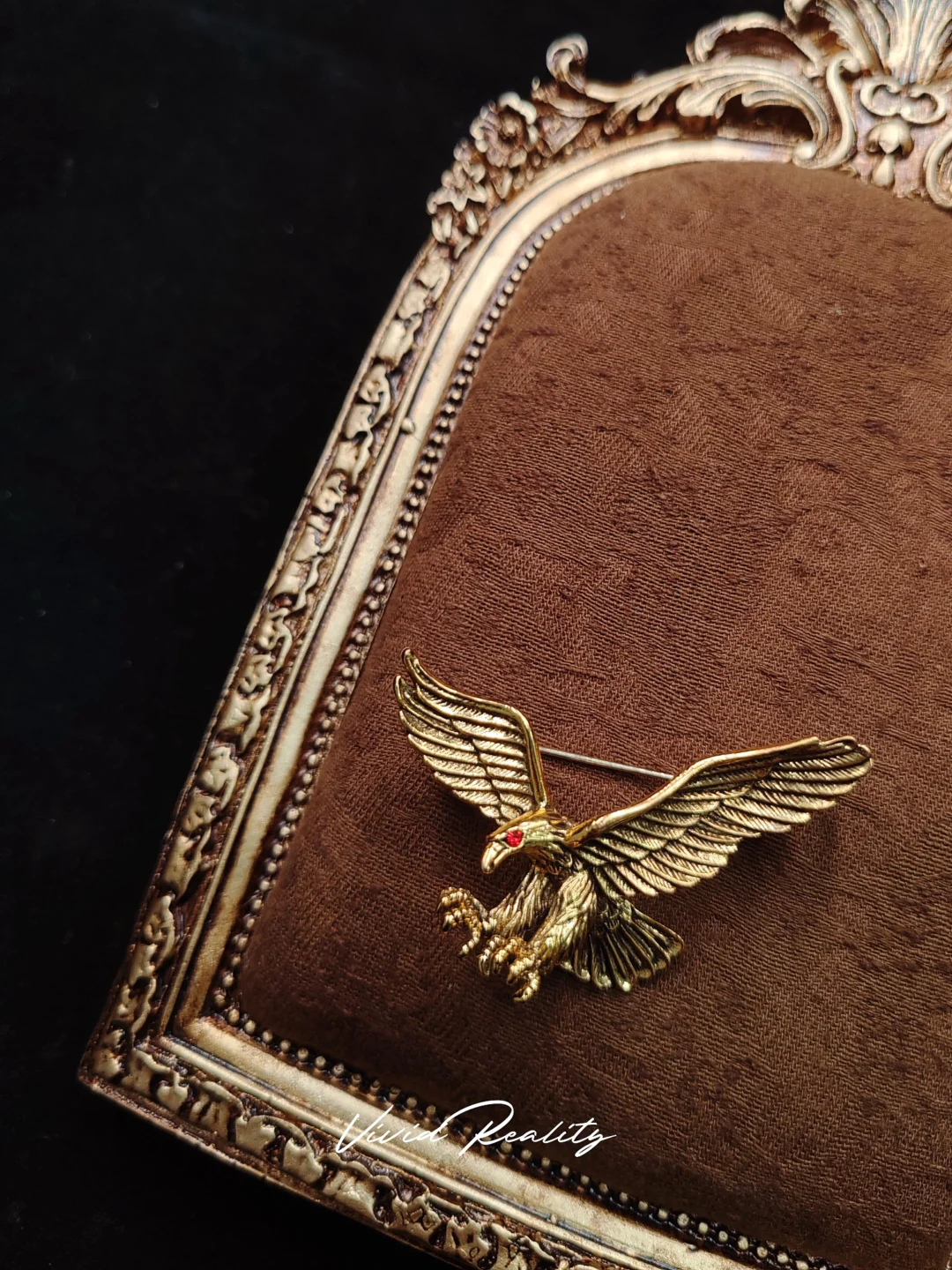Vintage Gold Eagle Brooch - Image 7