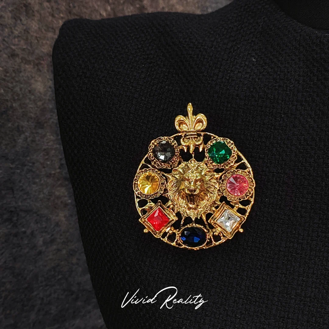 Rainbow Zirconia Lion Brooch - Image 4