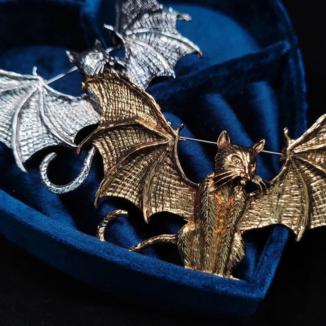 Vintage Silver Bat Design Brooch - Image 3