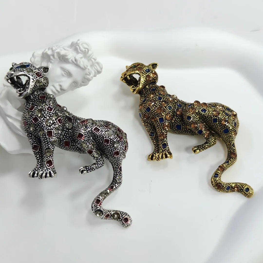 Vintage Silver Leopard Brooch - Image 6