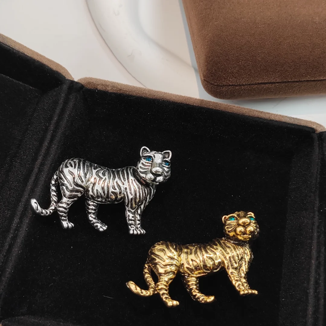 Vintage Gold Fierce Tiger Brooch - Image 2