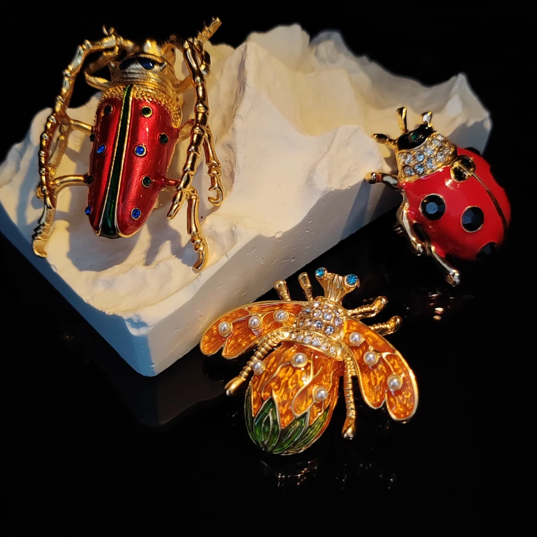 Enamel Spread-Wing Ladybug Brooch - Image 3