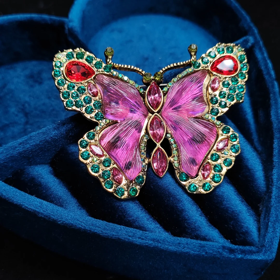 Vintage Red Butterfly Brooch - Image 3