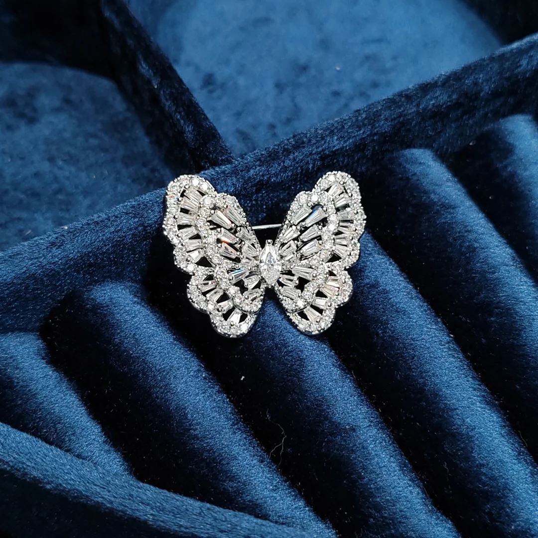 Light Gold Zirconia Butterfly Brooch - Image 3