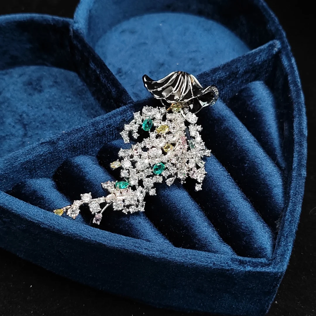 Blue Glass Zirconia Jellyfish Brooch - Image 2