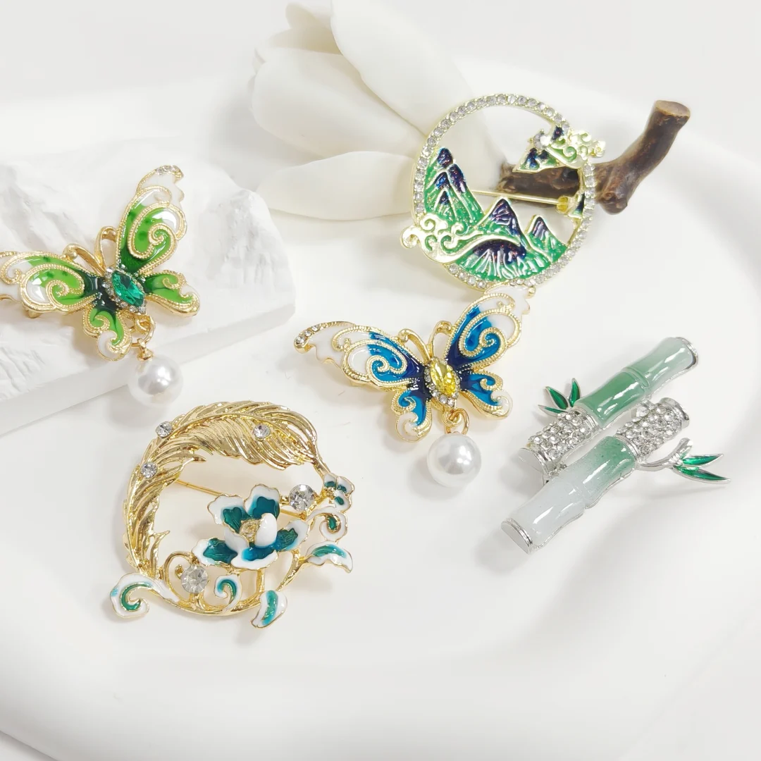 Elegant Peony New Chinese Style Brooch - Image 3