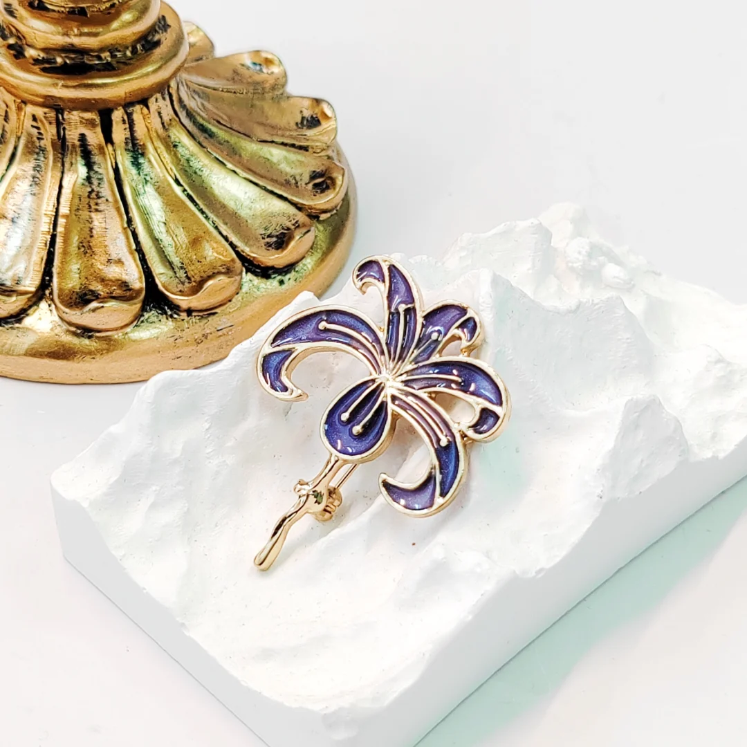 Vintage Iris Floral Brooch - Image 2
