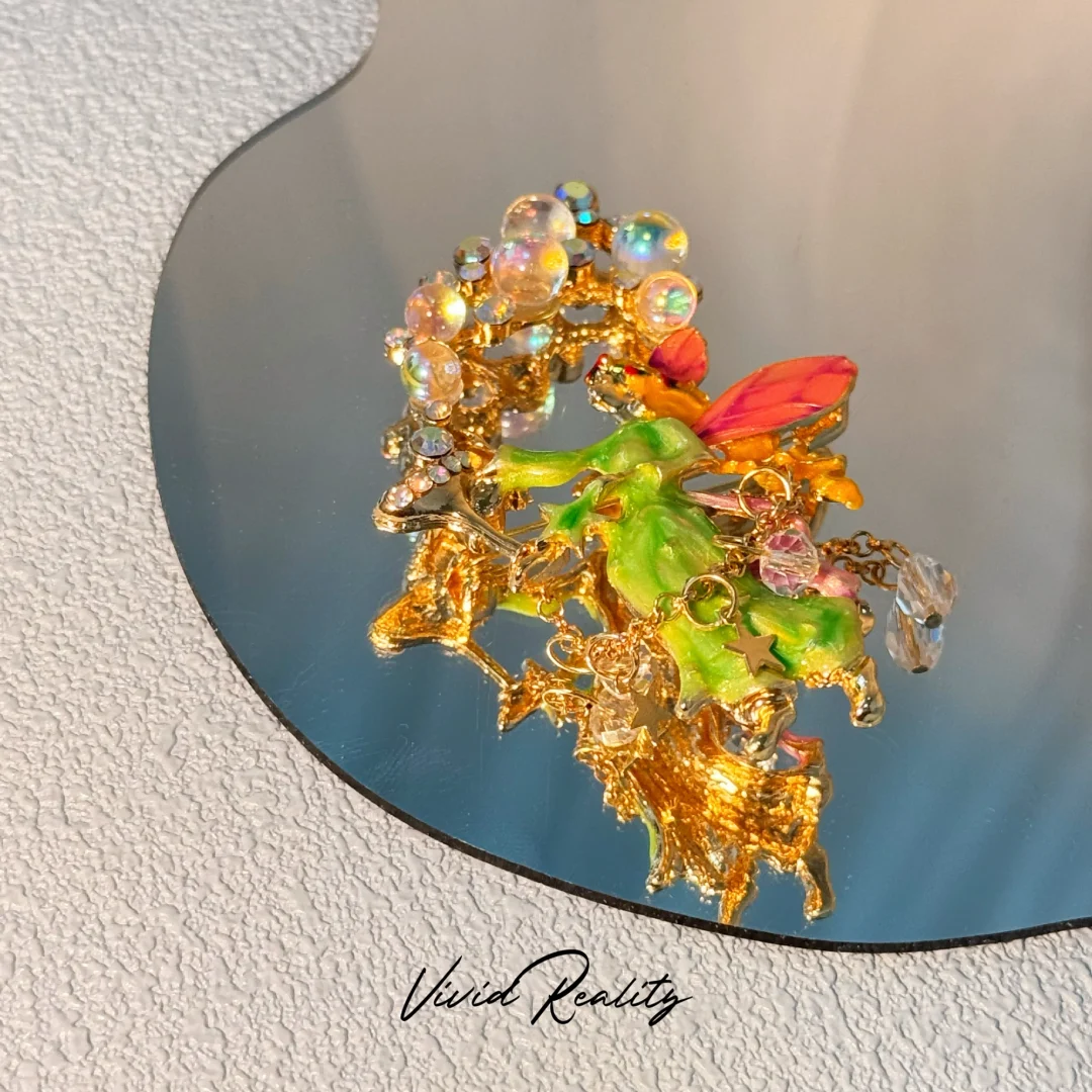 Bubble Fairy Angel Wine Glass Brooch - Image 2