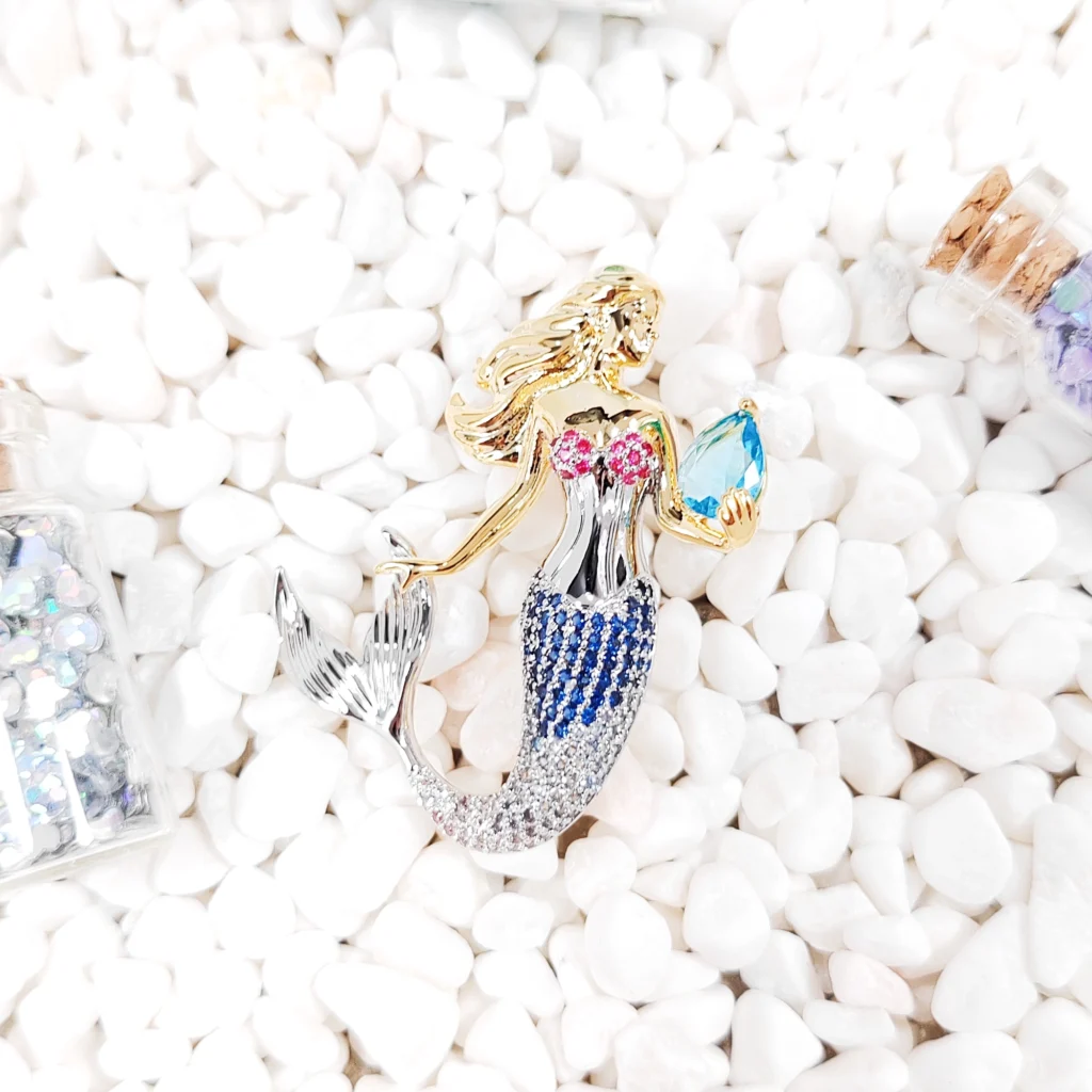 Exquisite Mermaid Zirconia Brooch
