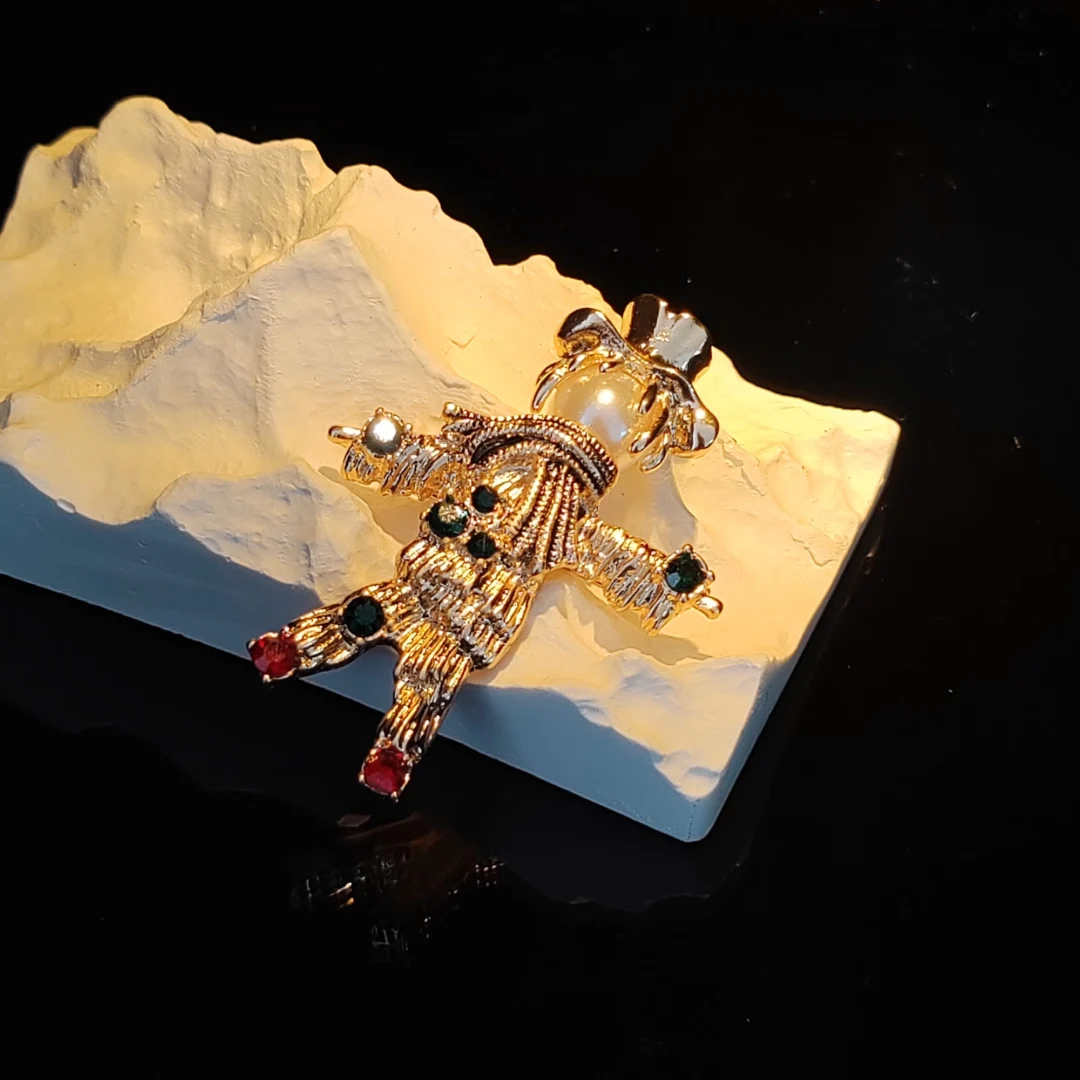 Black Crystal Scarecrow Brooch - Image 3