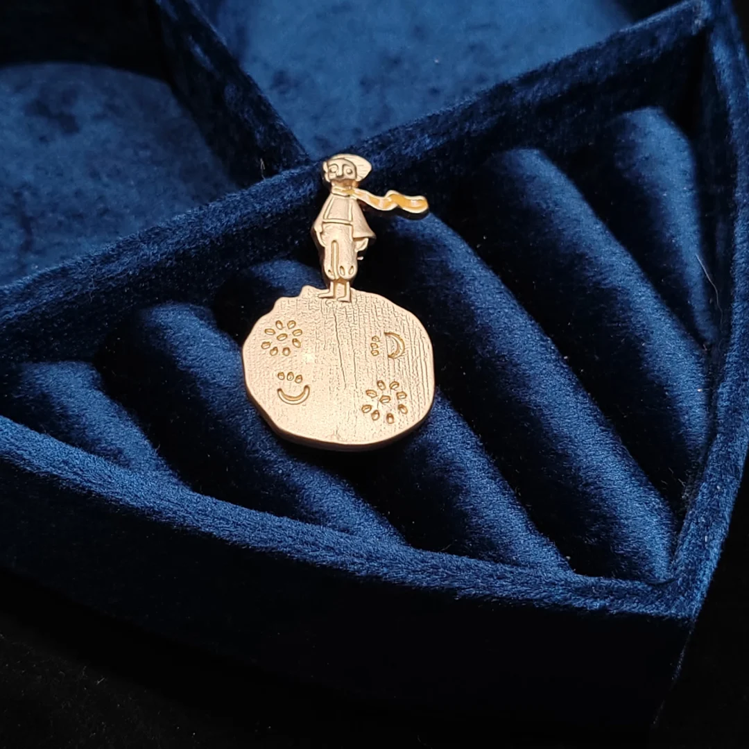Little Prince on Planet Brooch - Image 5