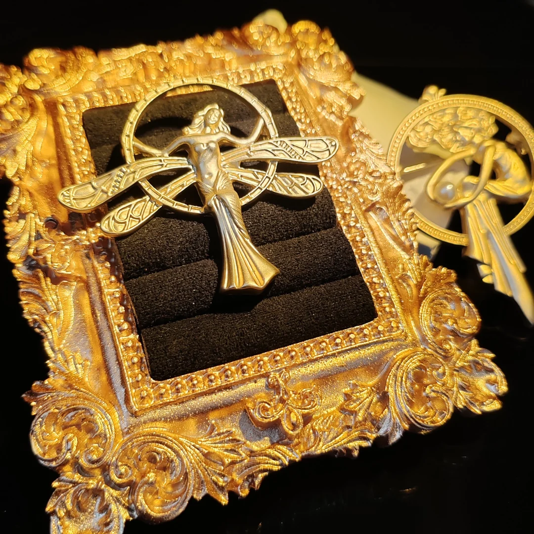 Matte Gold Winged Angel Brooch - Image 6