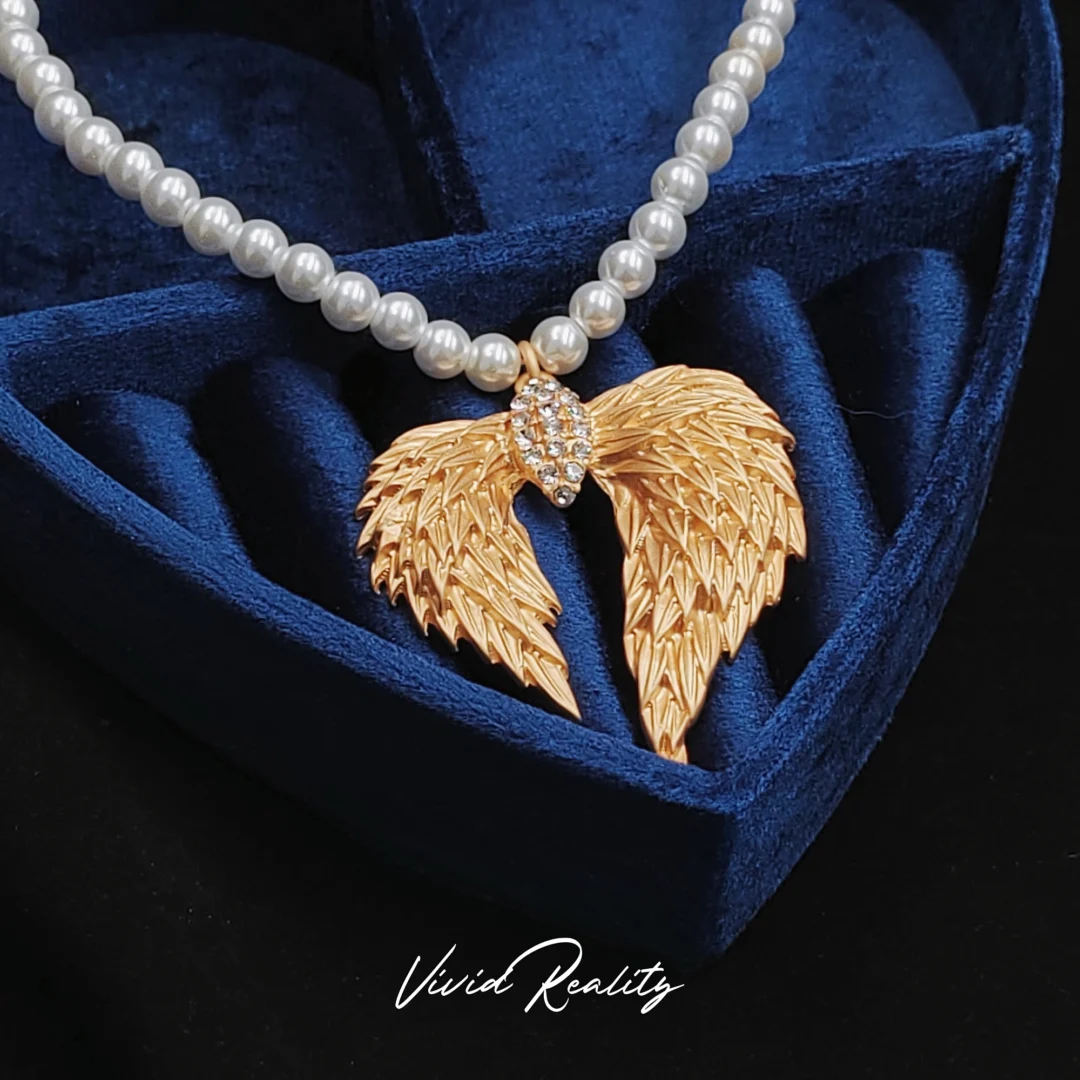 Golden Angel Wings Jewelry Set - Single Pearl Necklace - Image 4