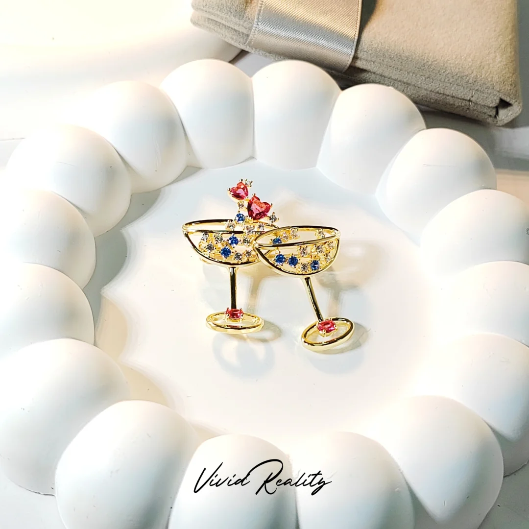 Zirconia Wine Glass Brooch - Image 2