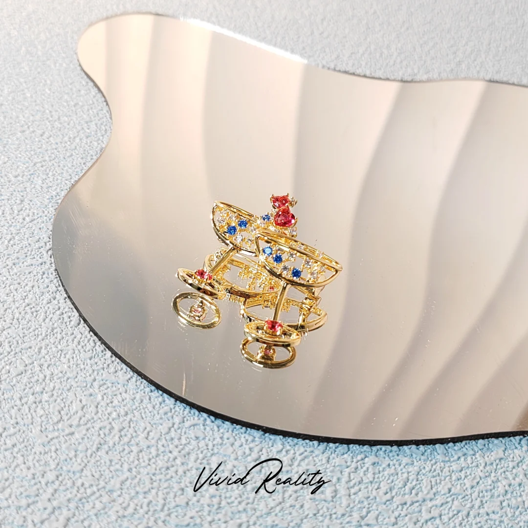 Zirconia Wine Glass Brooch - Image 4