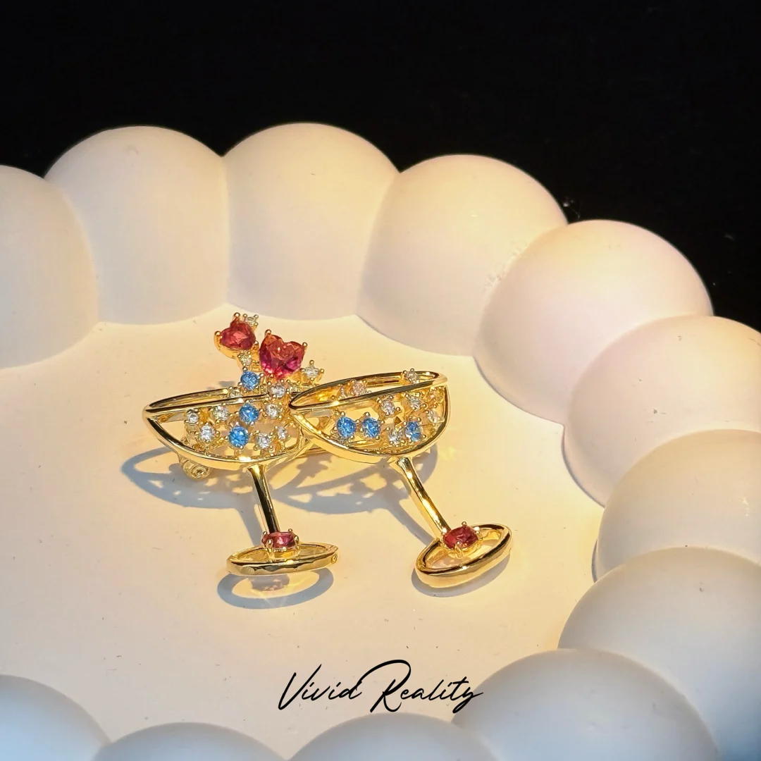 Zirconia Wine Glass Brooch - Image 6