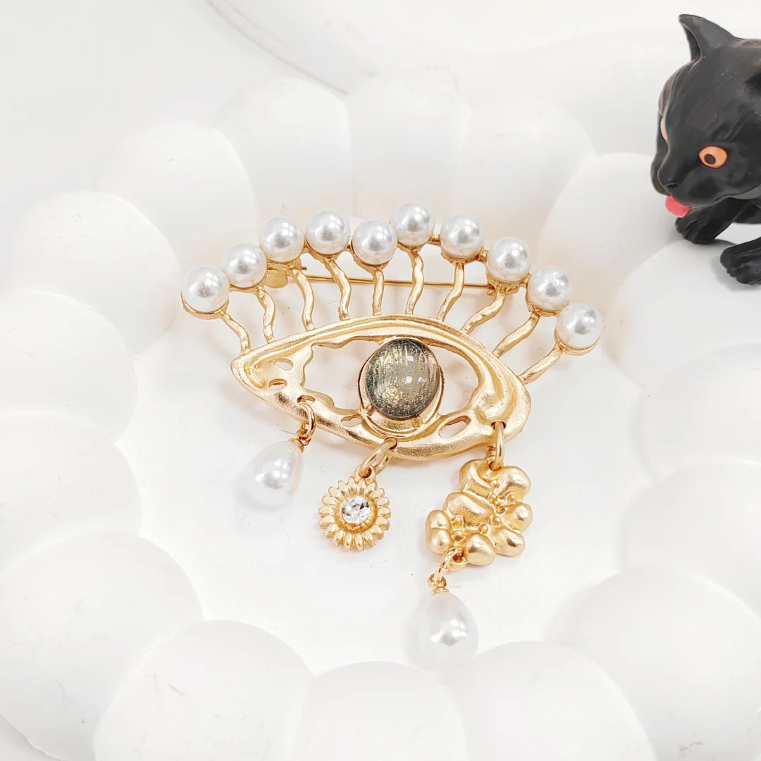Pearl Evil Eye Brooch - Image 2