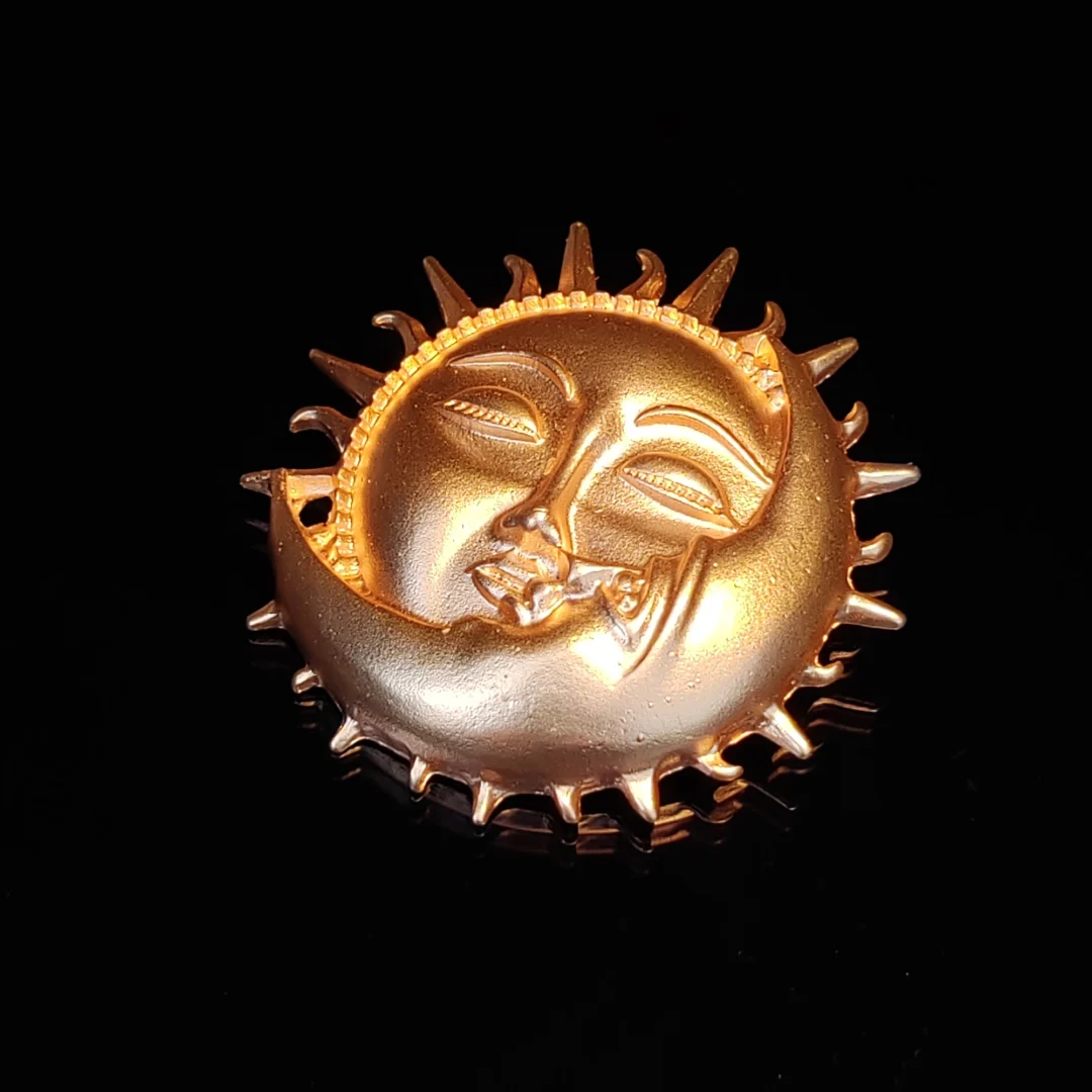 Sun & Moon Court Brooch - Image 3