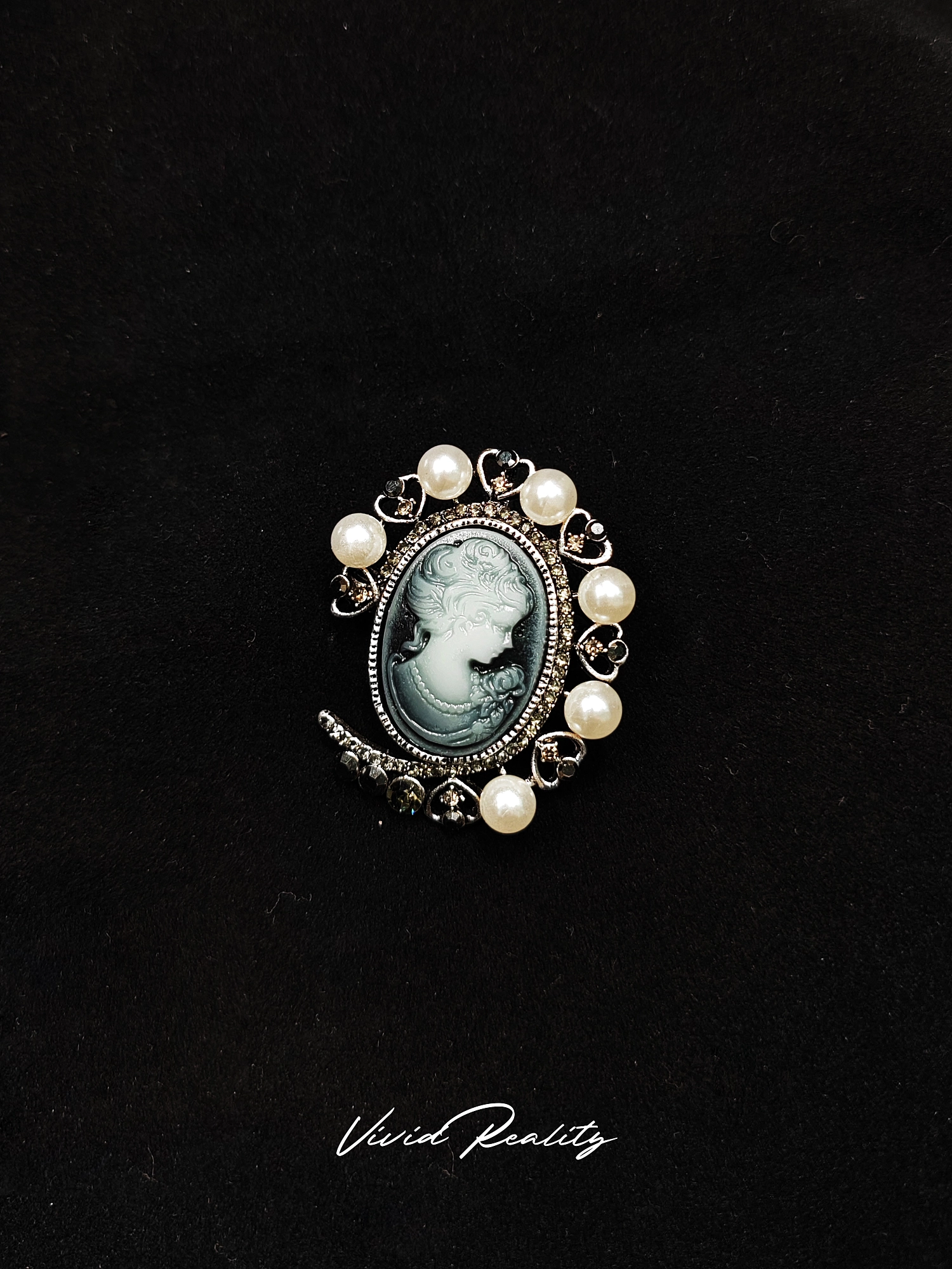 Silver Baroque Beauty Head Brooch - Image 3