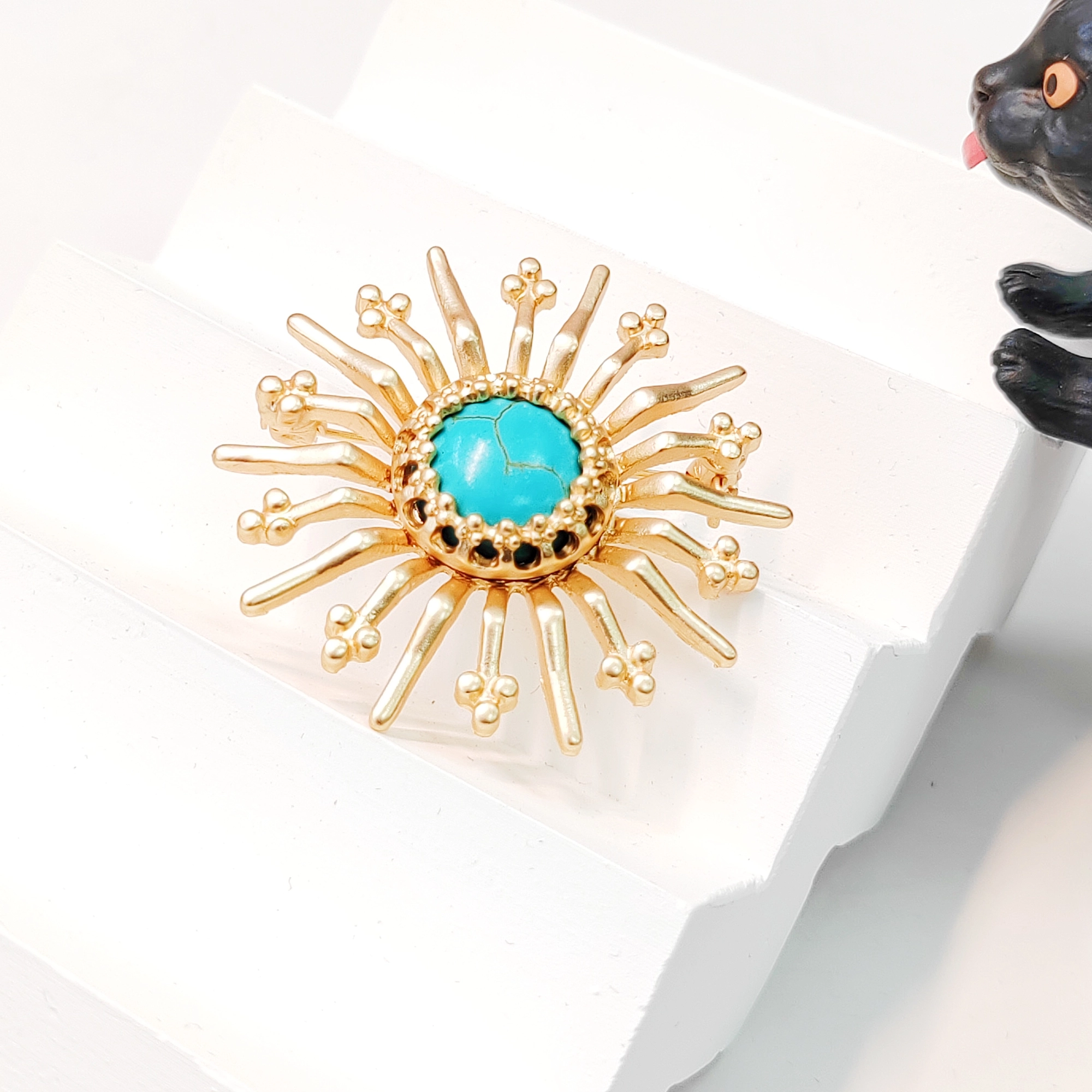 Turquoise Court Brooch - Image 2