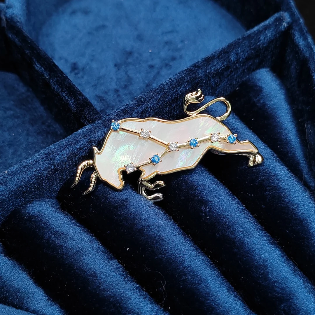 Natural Mother of Pearl Taurus Brooch - Image 3