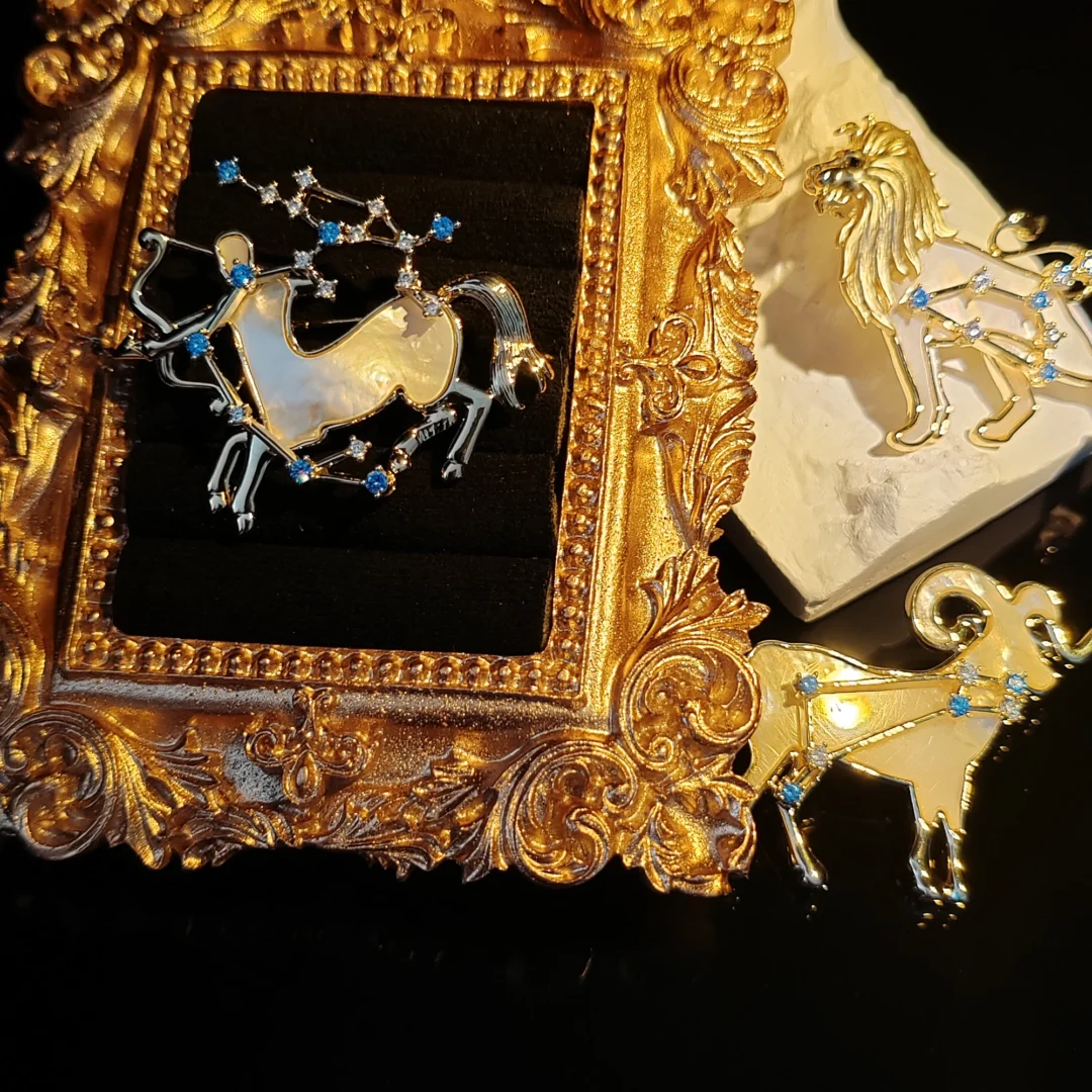 Natural Mother of Pearl Sagittarius Brooch - Image 10