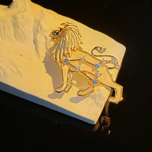 Leo Brooch